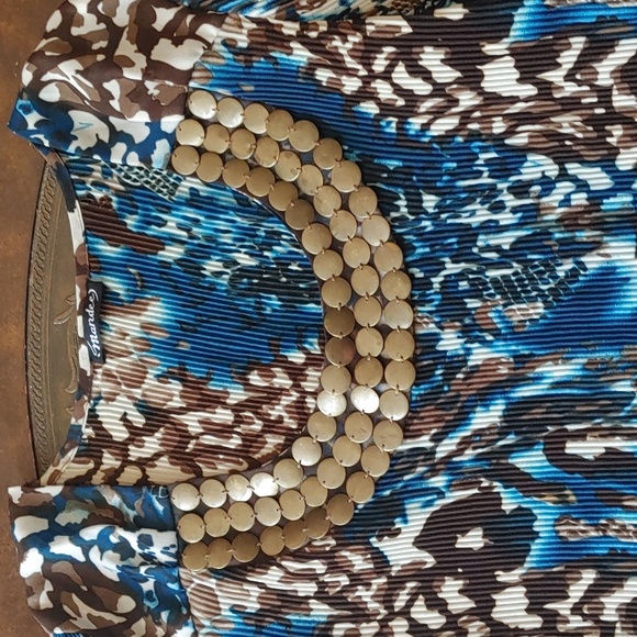 3/$30 Mandee Blouse Sz Sm - Picture 2 of 7